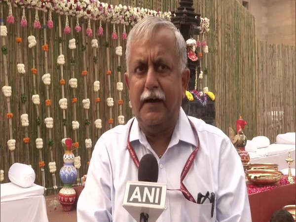Additional Chief Secretary of Home Department of Uttar Pradesh Government, Awanish K Awasthi (Photo/ANI)