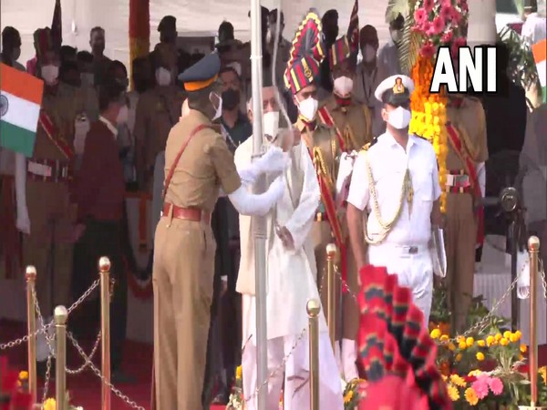Maharashtra Governor Bhagat Singh Koshyari unfurls the national flag at Shivaji Park in Mumbai. (Photo/ANI)