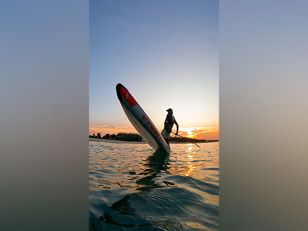 Sekar Patchai in action at Palkbay National SUP Championship 2022