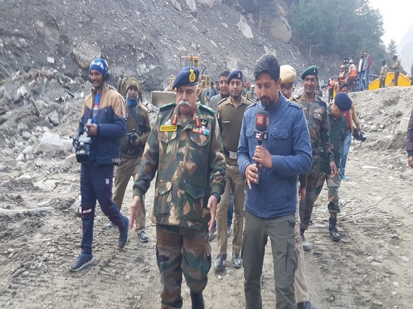 Visual of Lieutenant General Rajeev Chaudhry monitoring the ground situation post Uttarakhand floods (Photo/PIB)