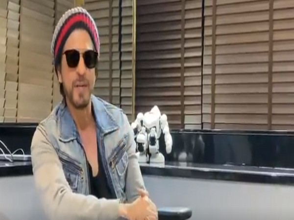 Shah Rukh Khan (Image courtesy: Twitter)