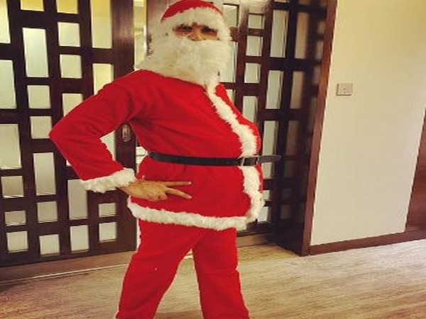 Shahid Kapoor turns Santa this Christmas (Image Source: Instagram)