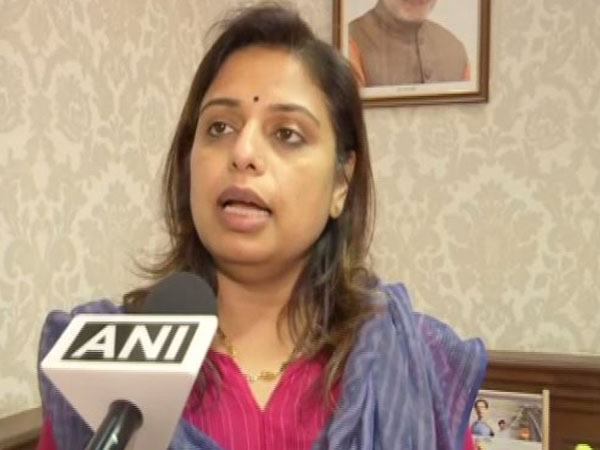 Shiv Sena corporator Sheetal Mhatre talking to ANI in Mumbai on Tuesday. Photo/ANI 