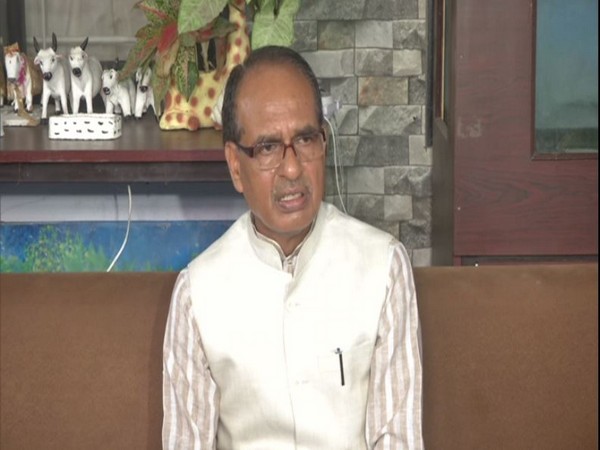 Shivraj Singh Chouhan adresses media in Bhopal on Sunday. [Photo/ANI]