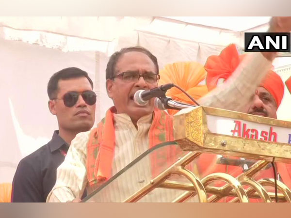 Former MP CM Shivraj Singh Chouhan addressing a public rally at Bhopal on Tuesday 