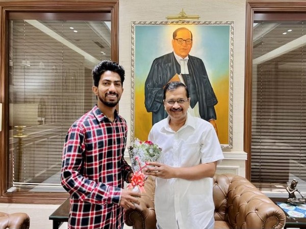 Comedian Shyam Rangeela joins AAP (Photo/ANI) 