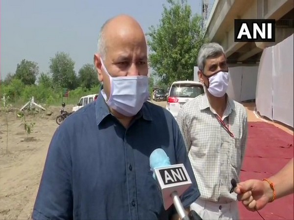 Delhi Deputy Chief Minister Manish Sisodia speaking to ANI on Monday. [Photo/ANI]