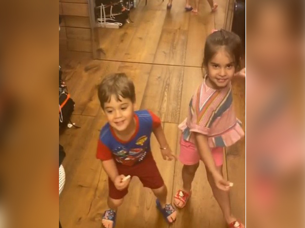 Yash and Roohi Johar (Image courtesy: Instagram)