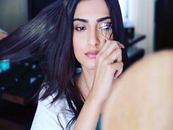 Sonam Kapoor (Image courtesy: Instagram)