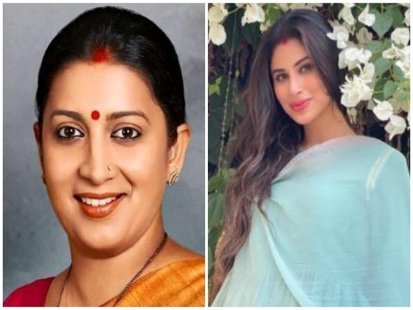 Smriti Irani and Mouni Roy (Image source: Twitter)