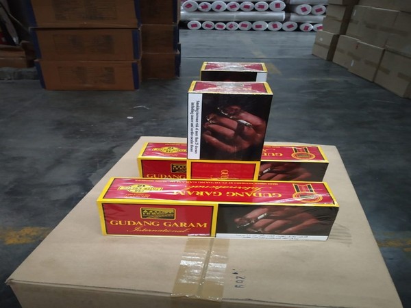 DRI Mumbai recovers smuggled cigarettes.