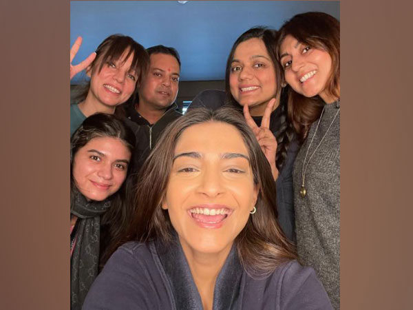 Actor Sonam Kapoor along with her entourage (Image Courtesy: Instagram)