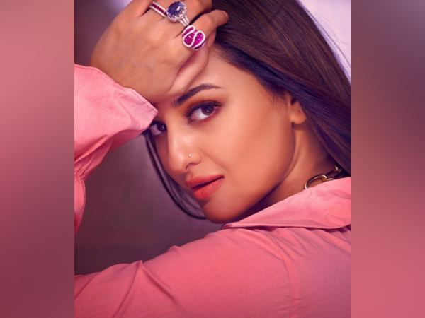 Sonakshi Sinha (Image source: Instagram)