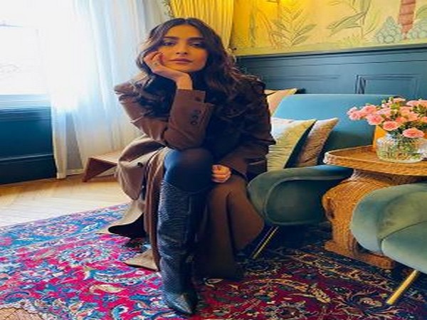 Actor Sonam Kapoor (Image Source: Instagram)