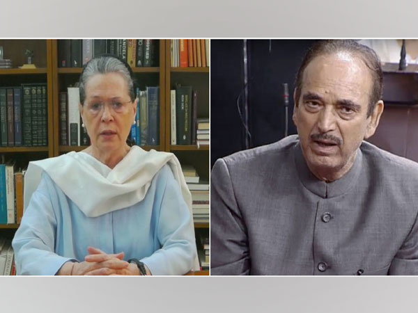 Congress interim President Sonia Gandhi and party leader Ghulam Nabi Azad. (File photo)