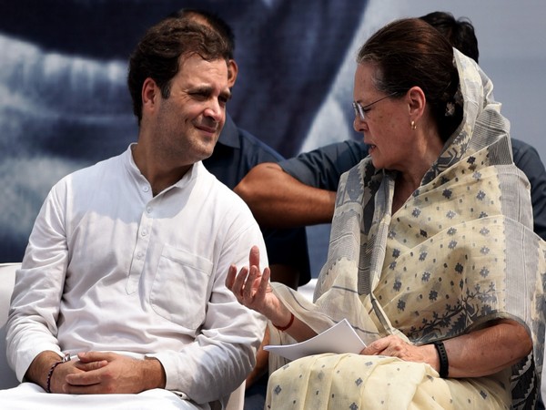 Rahul Gandhi and Sonia Gandhi (File photo)