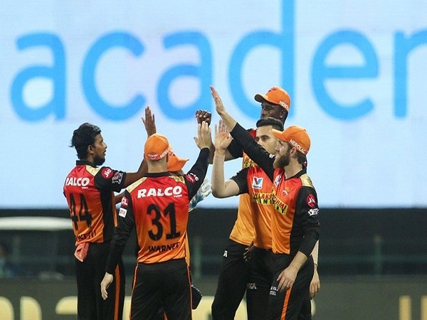 SRH players celebrating after taking a wicket (Image: BCCI/IPL )