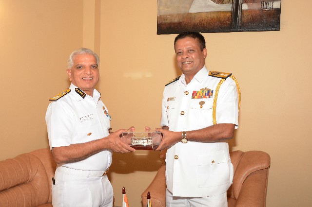 Indian Coast Guard Director General Rajendra Singh meeting with his Sri Lankan counterpart Rear Admiral Samantha Wimalathunga in Colombo on April 9 
