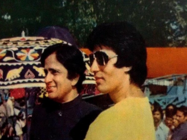 Shashi Kapoor and Amitabh Bachchan (Image source: Instagram)