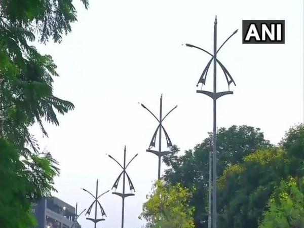 One crore LED lights have been installed under Street Lighting National Programme. (Photo/twitter)