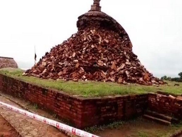  A major part of Buddhist Stupa has collapsed due to heavy rainfall. Photo/ANI