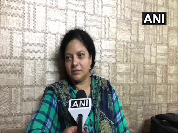 Rajini Singh, wife of late Inspector Subodh Kumar Singh, talking to ANI in Noida on Monday. 