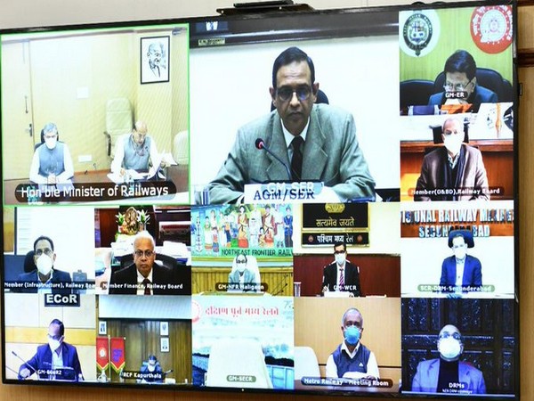 Minister of Railways, Ashwini Vaishnaw virtually held COVID review meeting (Photo/Twitter)