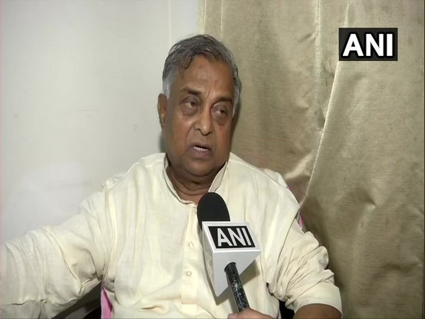 BSP leader Sukhdev Rajbhar speaking to ANI on Monday