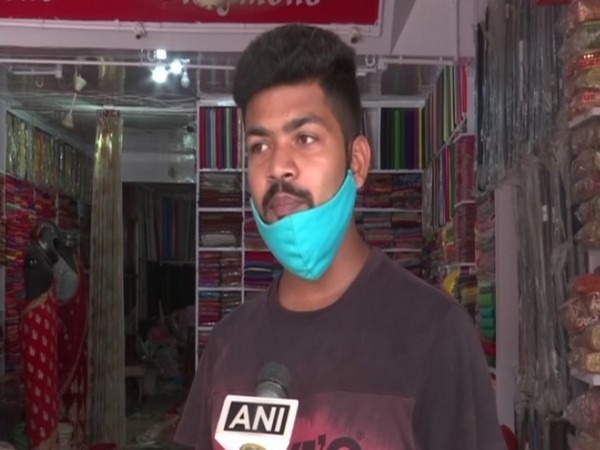 A shop owner Rishav Gupta speaking to ANI in Sunauli, Uttar Pradesh. 
