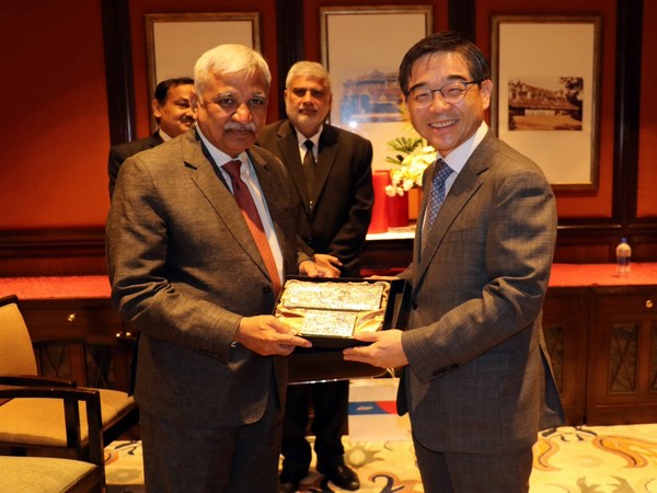 Chief Election Commissioner of India Sunil Arora meets Chairperson National Election Commission of Republic of Korea Kwon Soon-il here on Monday (Picture Credits: Sheyphali Sharan/ Twitter)