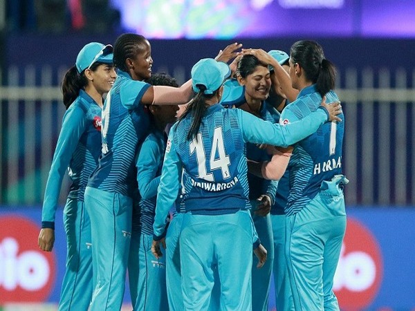 Supernovas players after winning the match. (Image: BCCI/IPL)