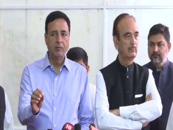 Congress spokesperson Randeep Singh Surjewala speaks to media in New Delhi on Thursday [Photo/ANI]