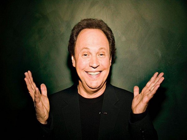 Billy Crystal (Image Source: Twitter)