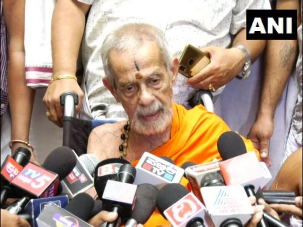 Vishwesha Tirtha Swami of Pejawar Mutt (File photo)