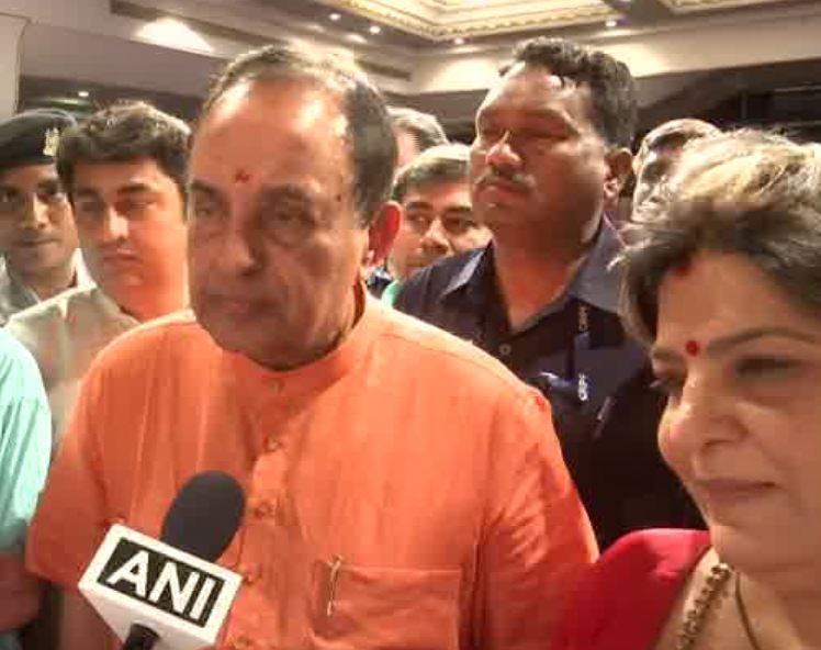 Subramanian Swamy talking to ANI in Mumbai on Sunday. Photo/ANI