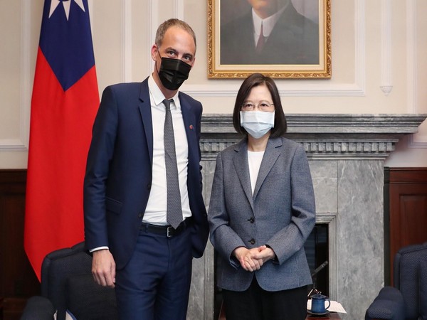 Raphael Glucksmann and Taiwan President Tsai Ing-wen (File pic)