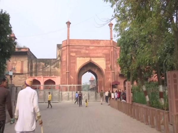 Premises around Taj Mahal being cleaned up ahead of Trump's visit to Agra [Photo/ANI]