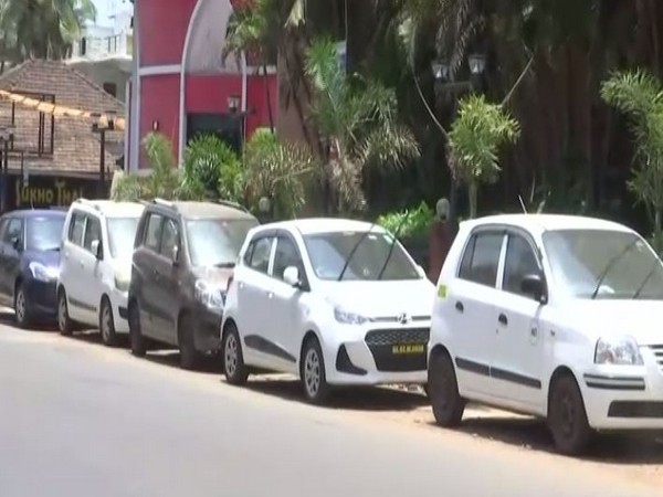 Taxis in Calangute, Goa struggle to get business despite the state being in Green zone