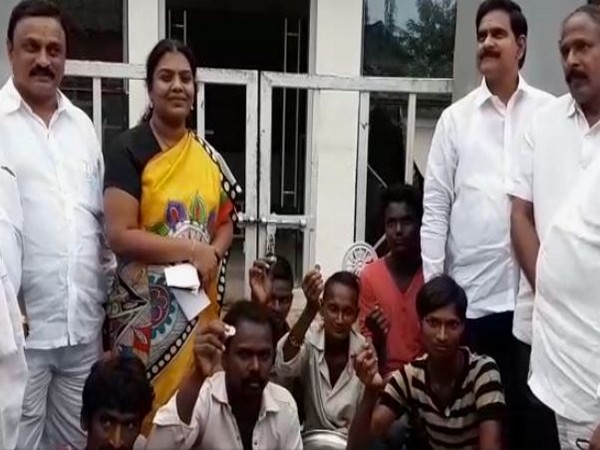 TDP workers protesting Nandihama town in Krishna district on Friday. Photo/ANI