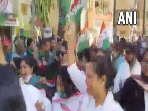 TMC workers celebrate in North 24 Parganas as the party sweeps the Bidhannagar Municipal Corporation election. 