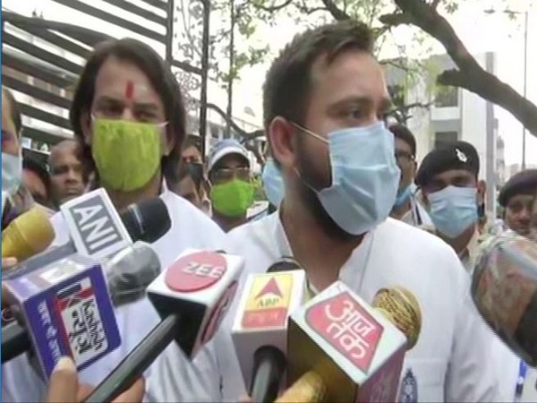Rashtriya Janata Dal (RJD) leader Tejashwi Yadav speaking to media in Vaishali district on Wednesday. (Photo/ANI)