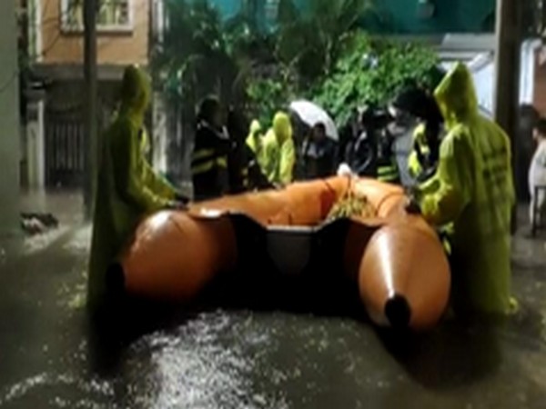 State Disaster Response and Fire Services Department carrying out rescue operation in Toli Chowki area in Hyderabad. 