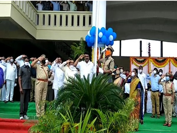 Telangana minister for animal husbandry, fisheries and cinematography Talasani Srinivas Yadav hoisted the national flag.