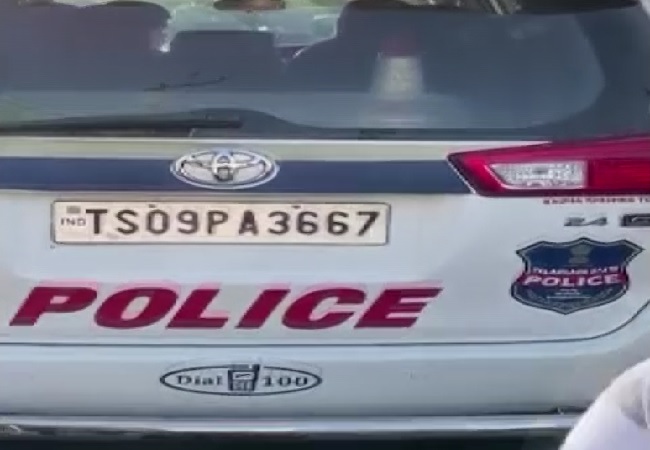 A visual of the police rescuing the child. 