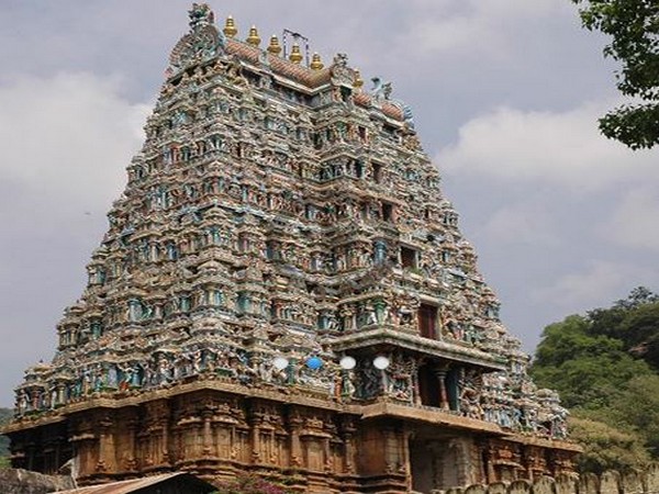 A view of Kallalagar temple, Madurai.