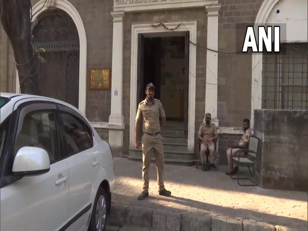 Visuals outside ED office in Mumbai (Photo/ANI)