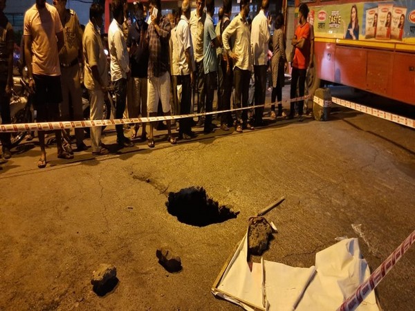 Visual of the caved road at Wagle Estate area at Thane (Photo/ANI) 