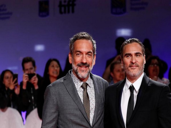 Todd Phillips and Joaquin Phoenix