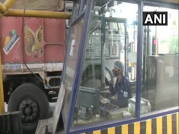 Visual from Daffi Toll Plaza on National Highway 2 in Varanasi.