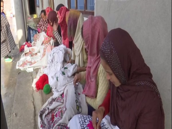 Handicraft centre provides training to girls in J&K's Rajouri (Photo/ ANI)